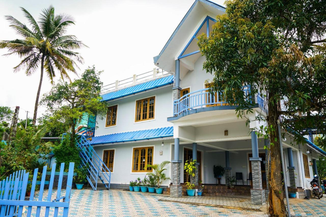 Munnar Blue Mist Bed & Breakfast Bagian luar foto