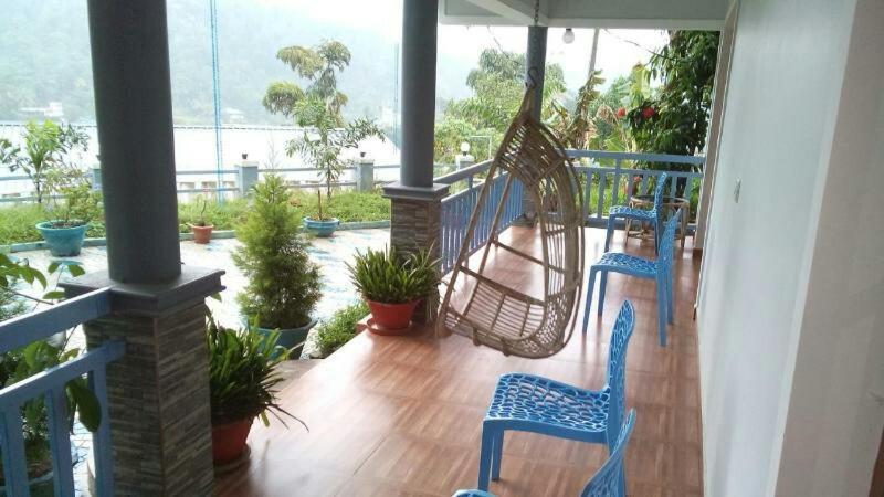 Munnar Blue Mist Bed & Breakfast Bagian luar foto